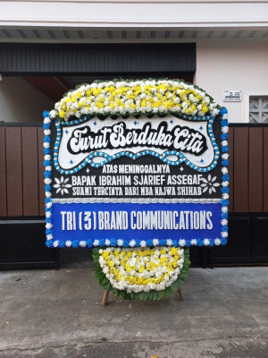 Papan Bunga Duka di Dwi Kora
